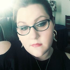 Meet your Posher, Cynthia